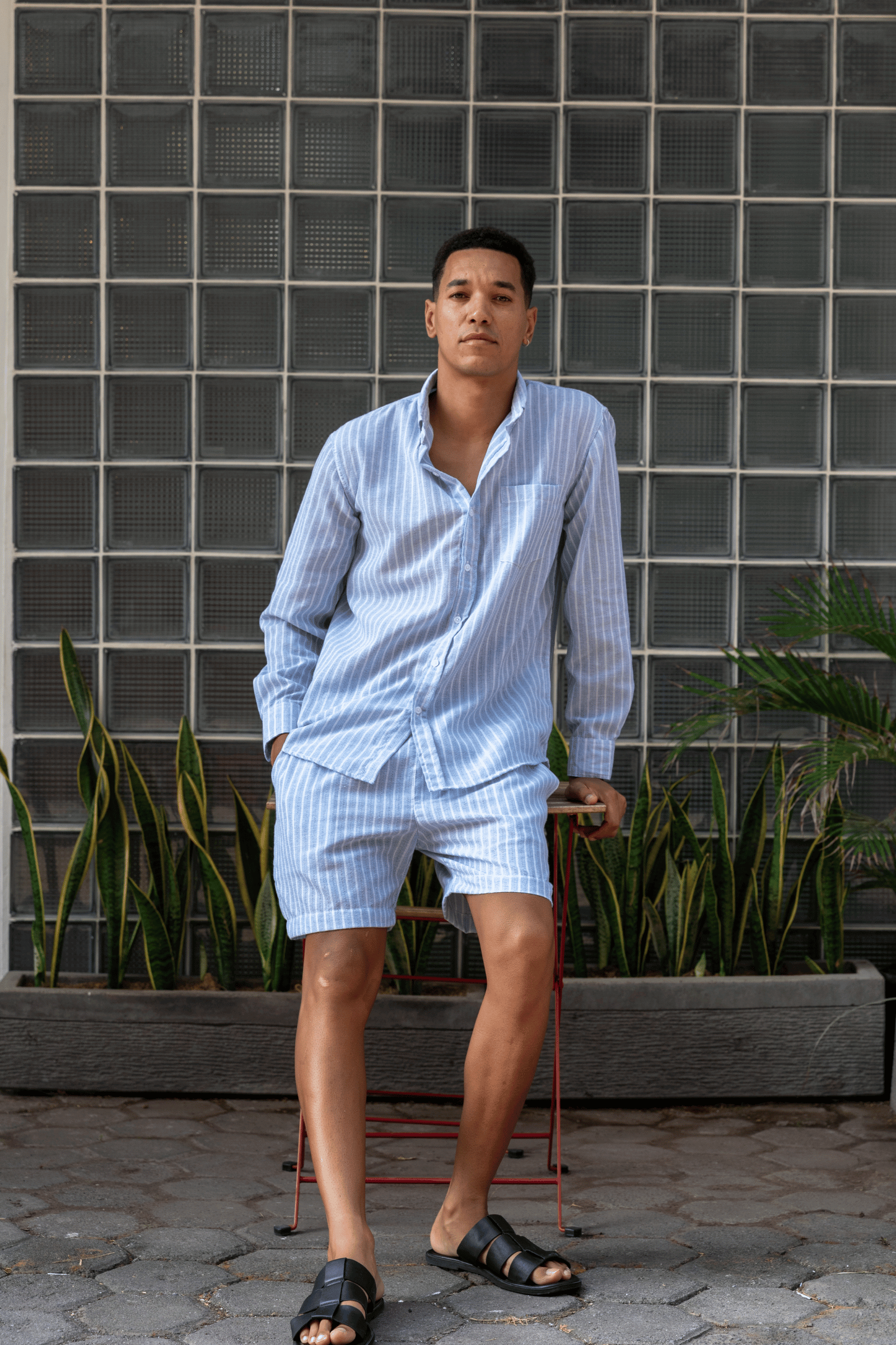 Henry Shorts in Blue