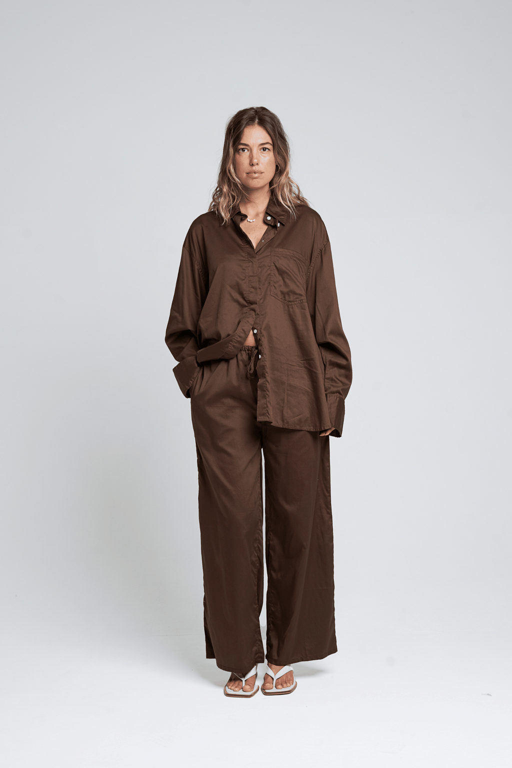 Winnie Shirt in Mocha