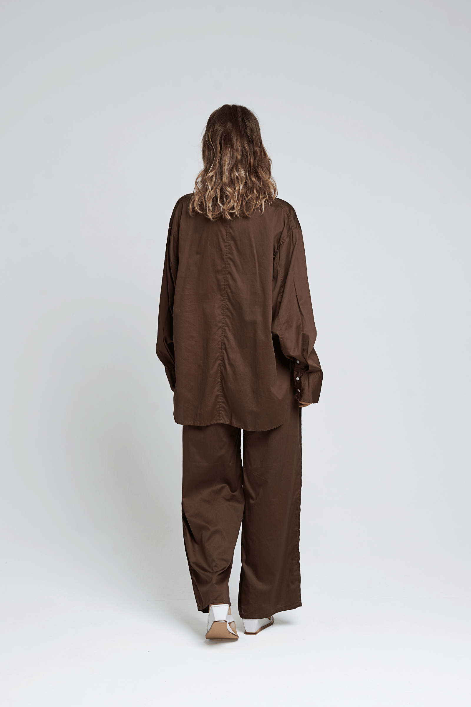 Winnie Shirt in Mocha