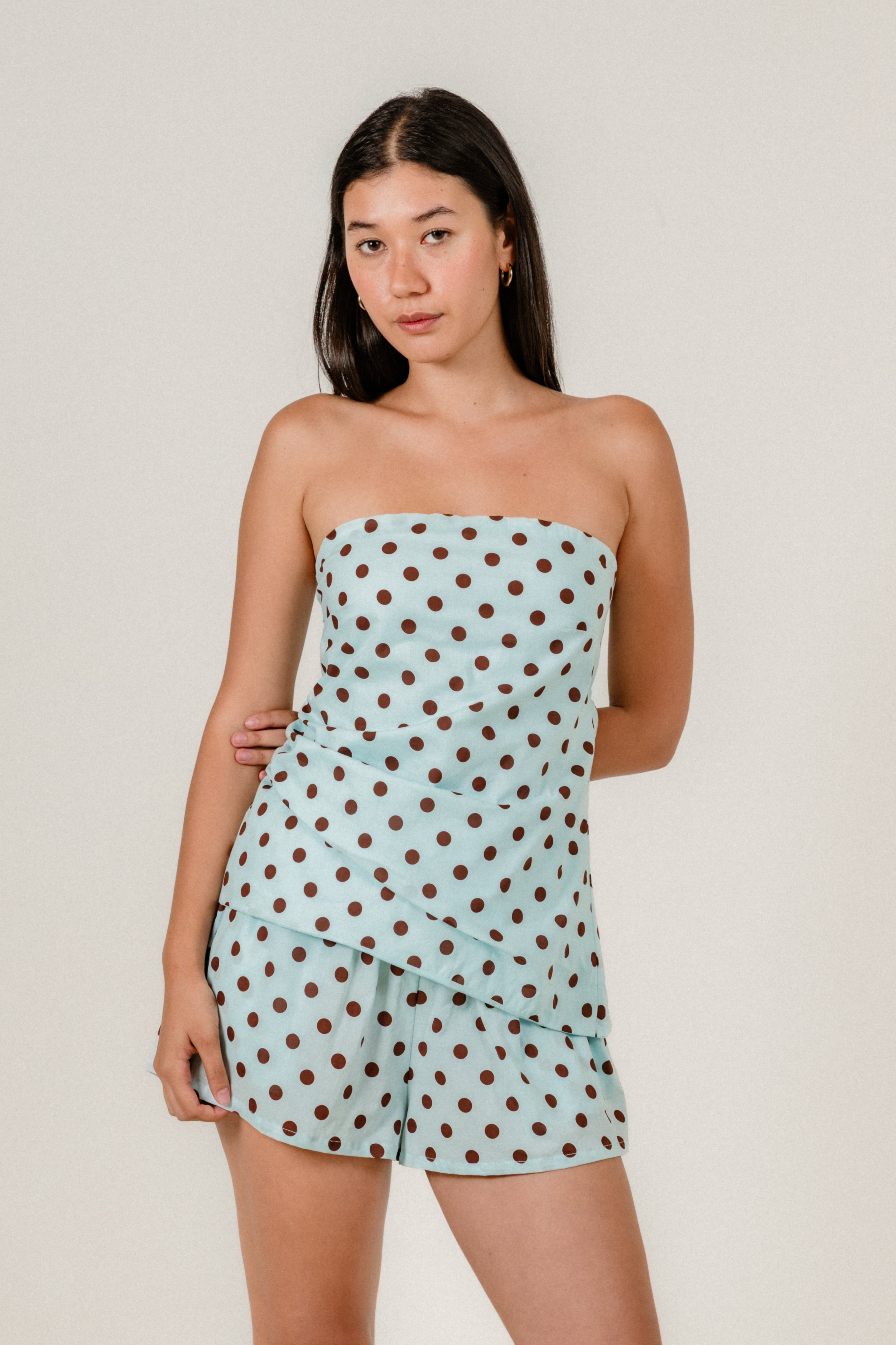 Stacey Shorts Polkadot Chocolate in Ice Blue