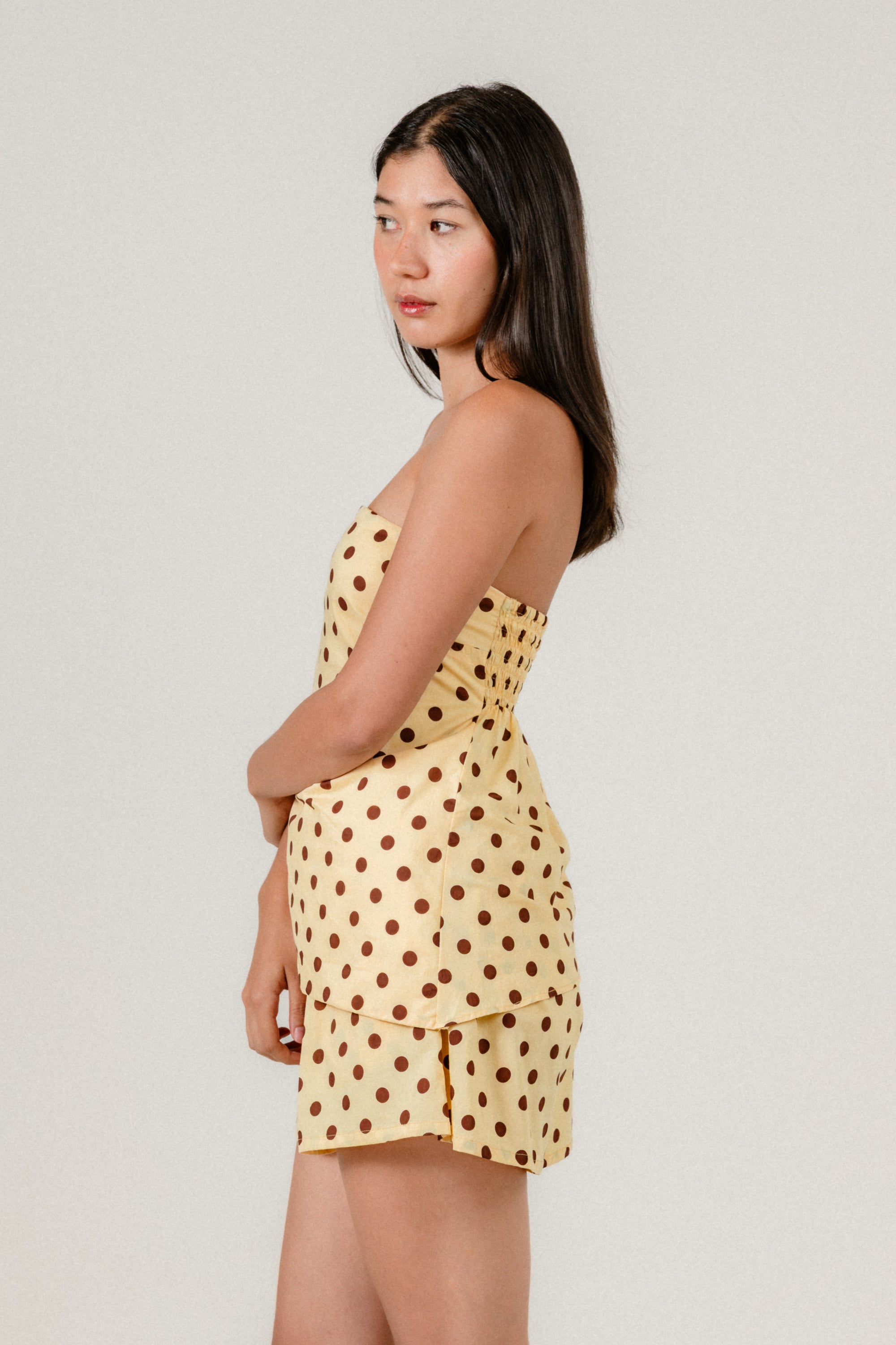 Stacey Shorts Polkadot Chocolate in Butter Yellow