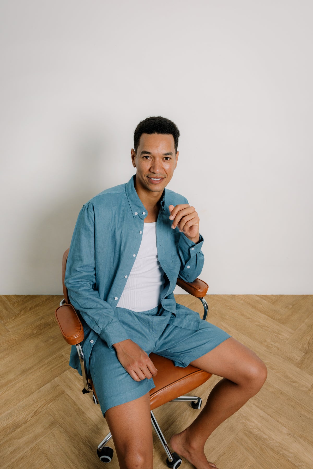 Henry Shorts in Petrol Blue Linen