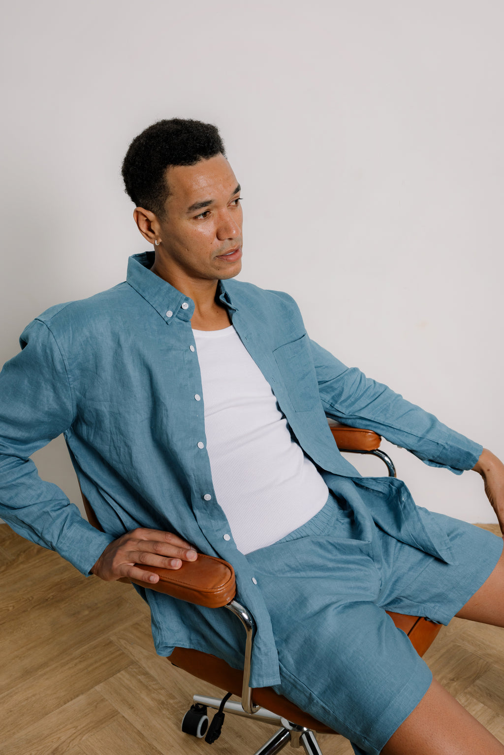 Oscar Shirt in Petrol Blue Linen