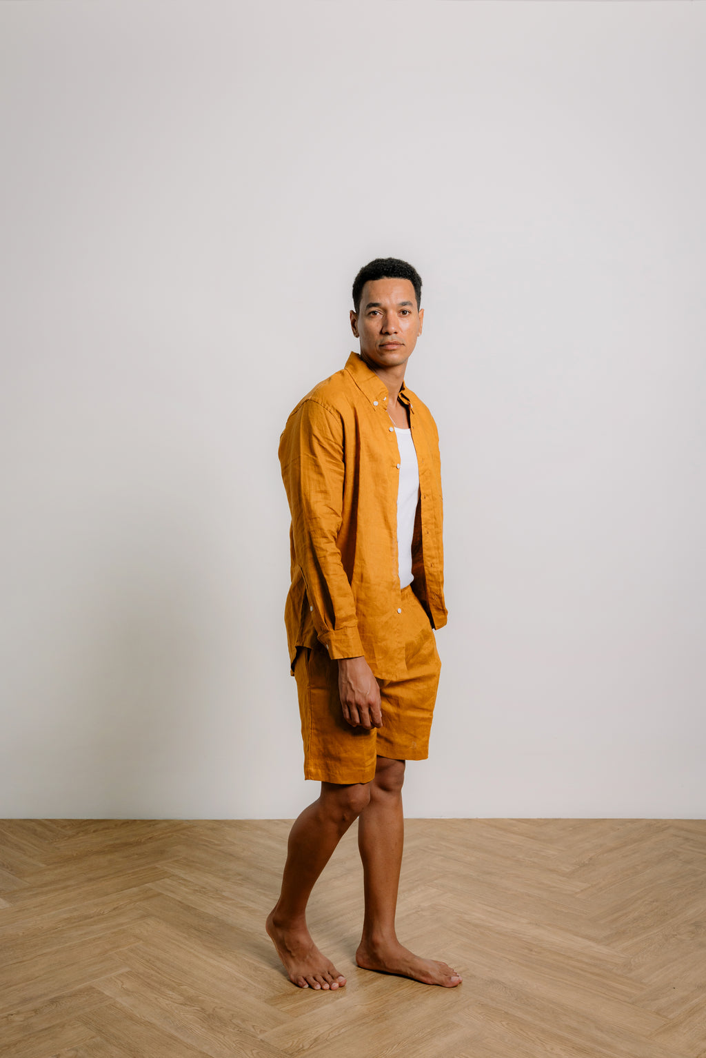 Henry Shorts in Tan