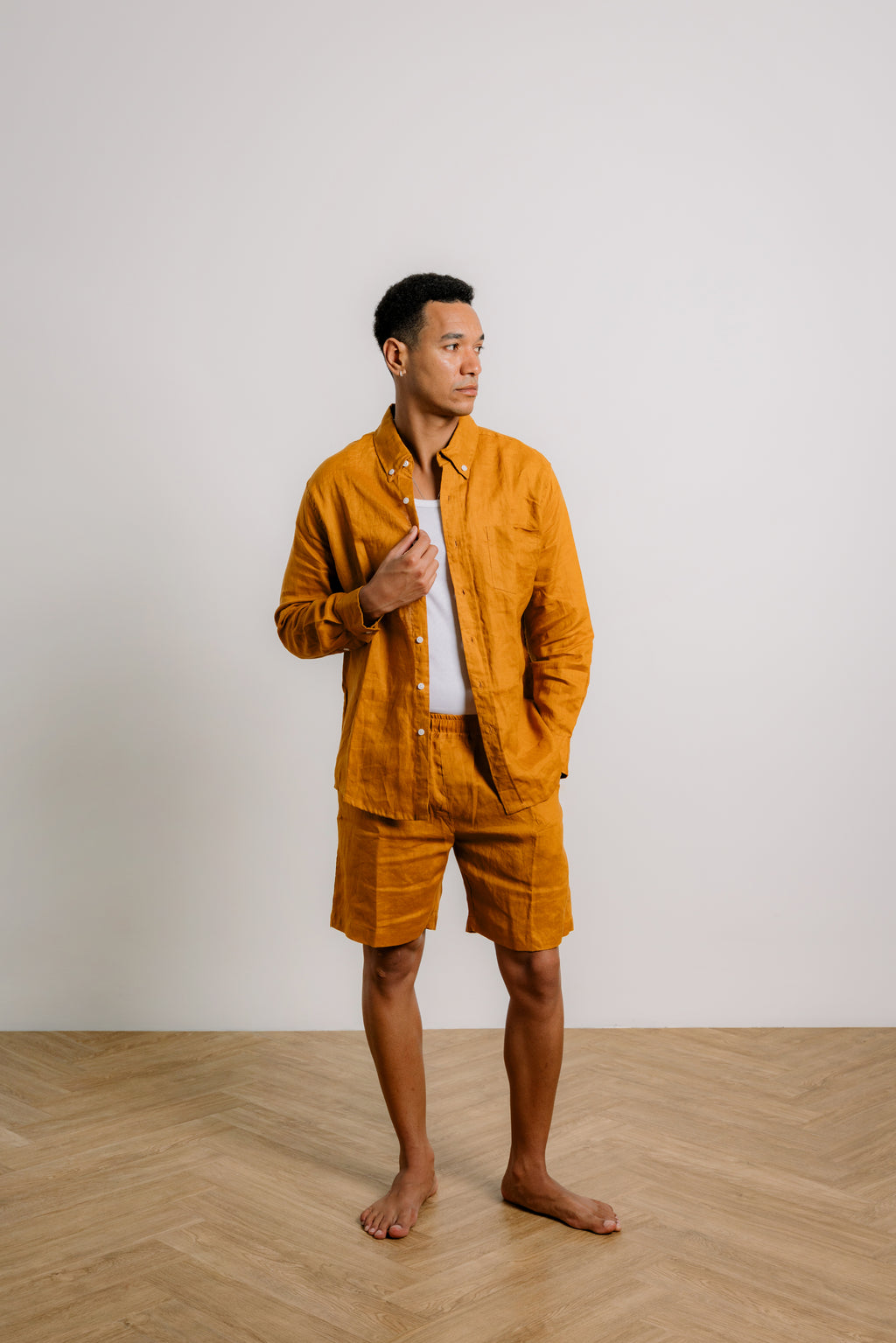 Henry Shorts in Tan