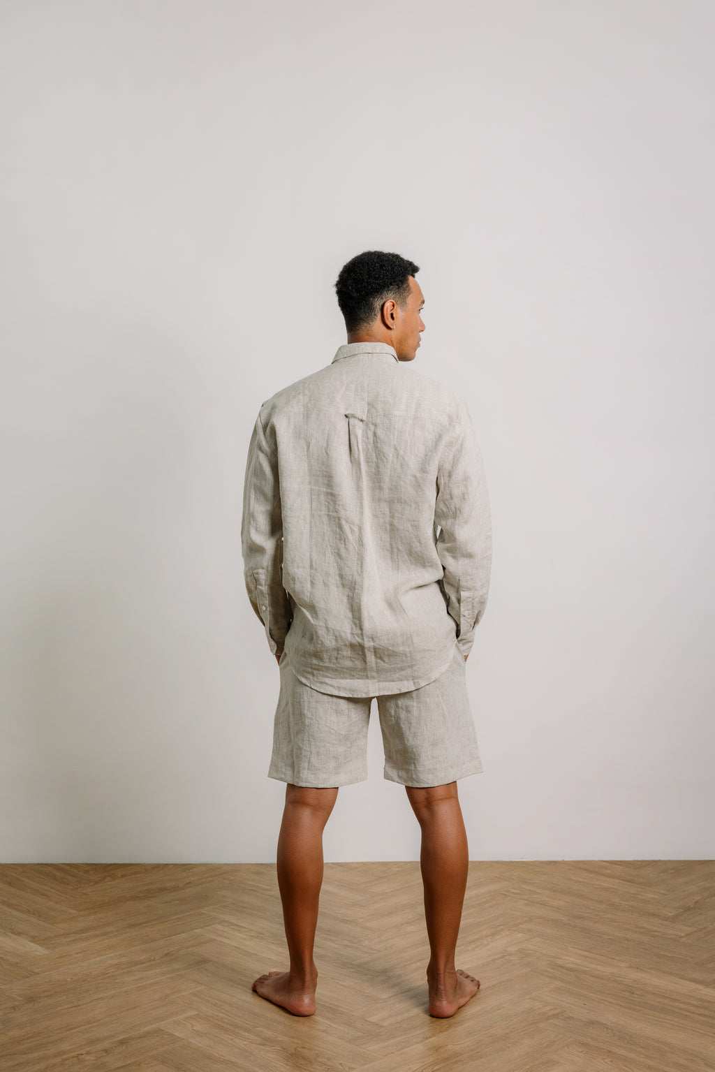 Henry Shorts in Natural Linen