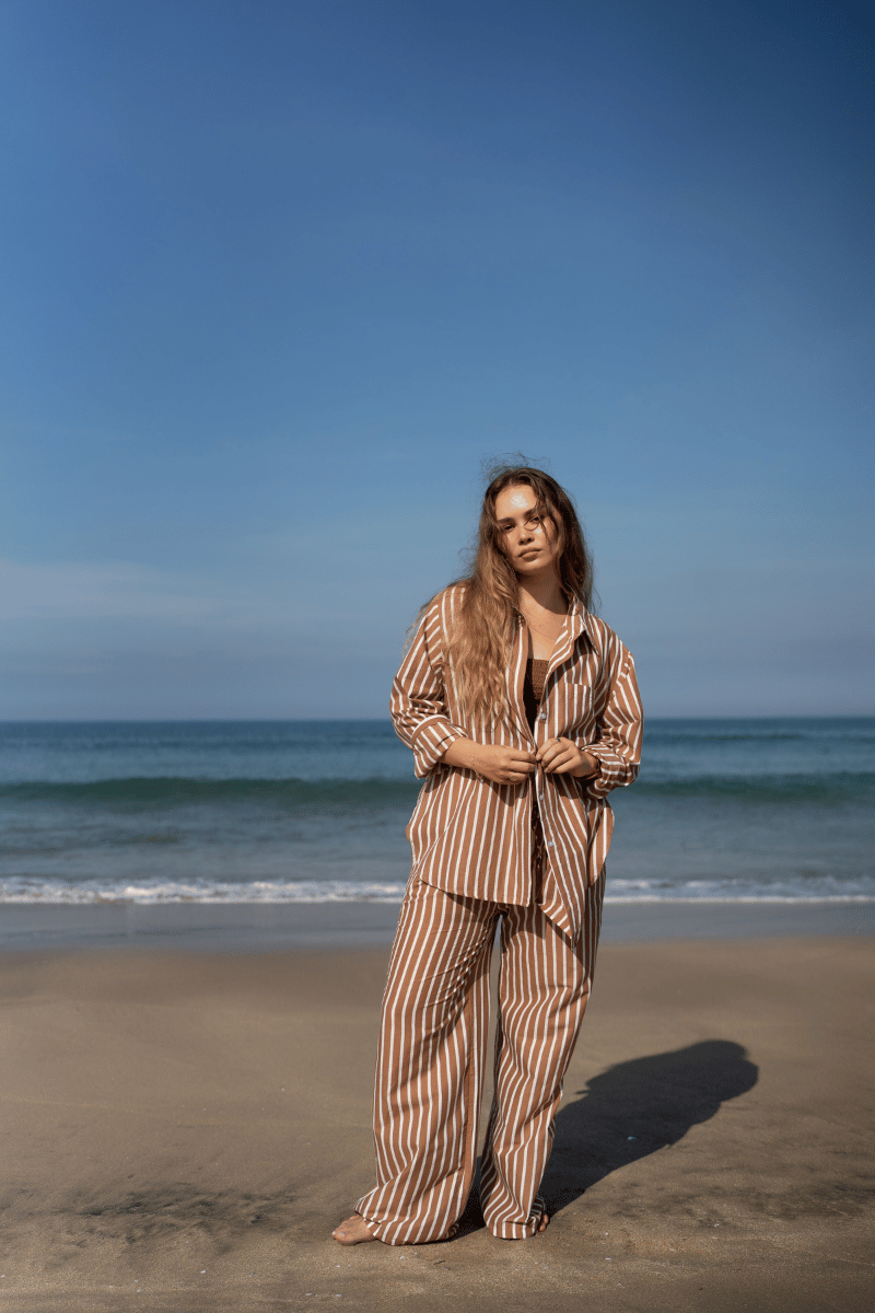 Winnie Shirt in Mocha Mousse Stripe