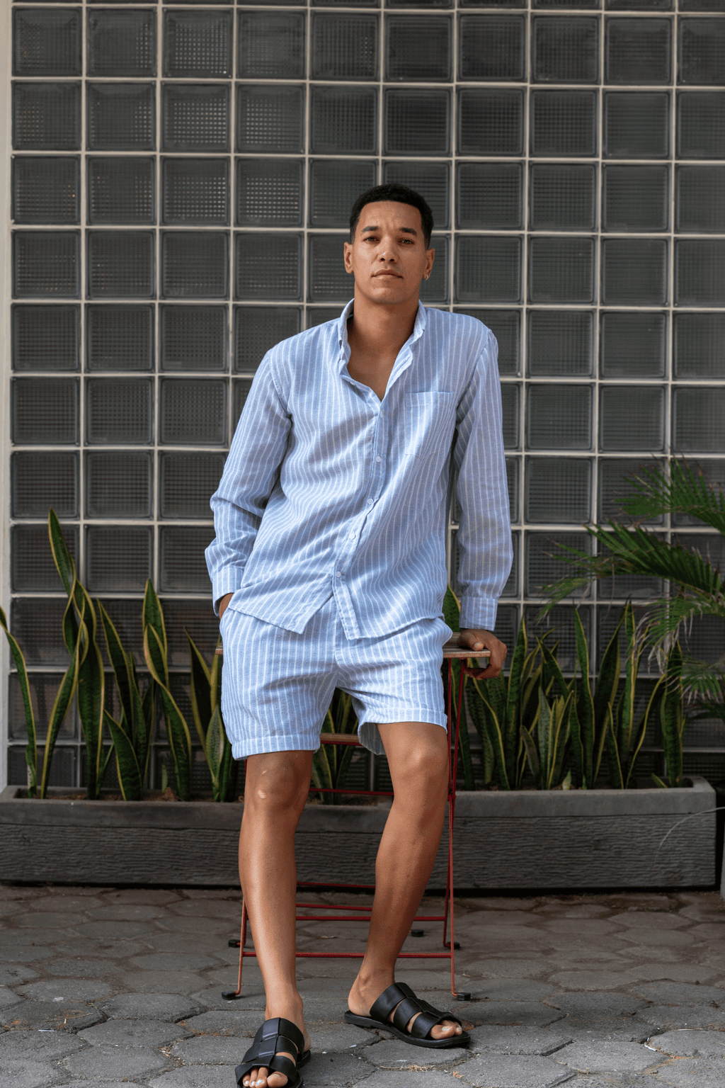 Henry Shorts in Blue