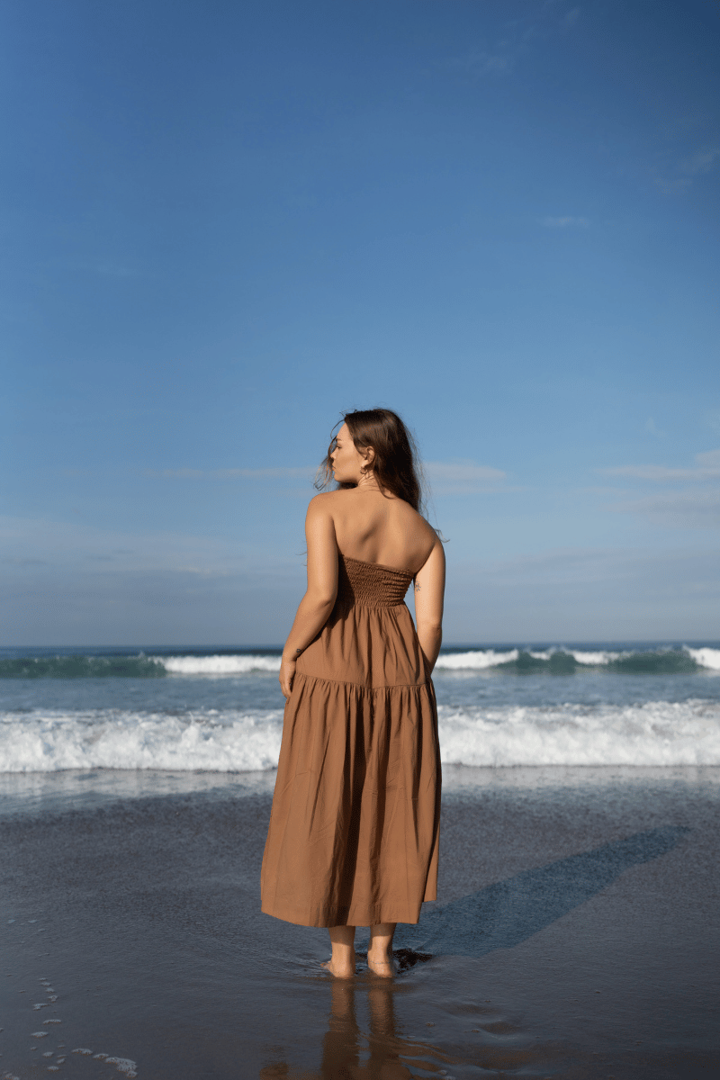 Ilia Midi Dress in Mocha Mousse